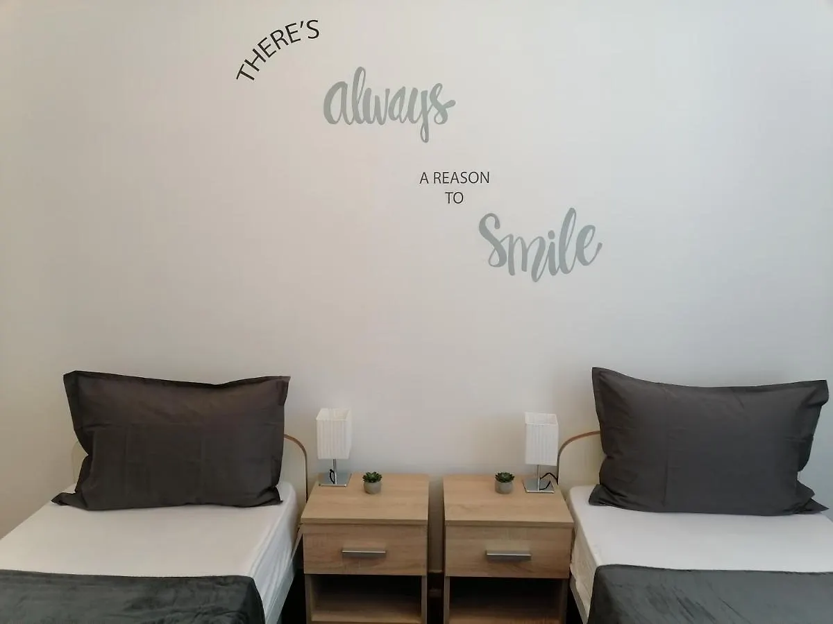 Apartman Ana Διαμέρισμα Πούλα