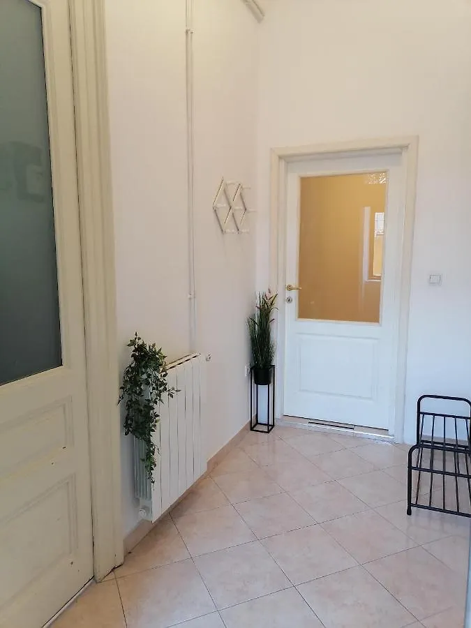 Apartman Ana Διαμέρισμα Πούλα